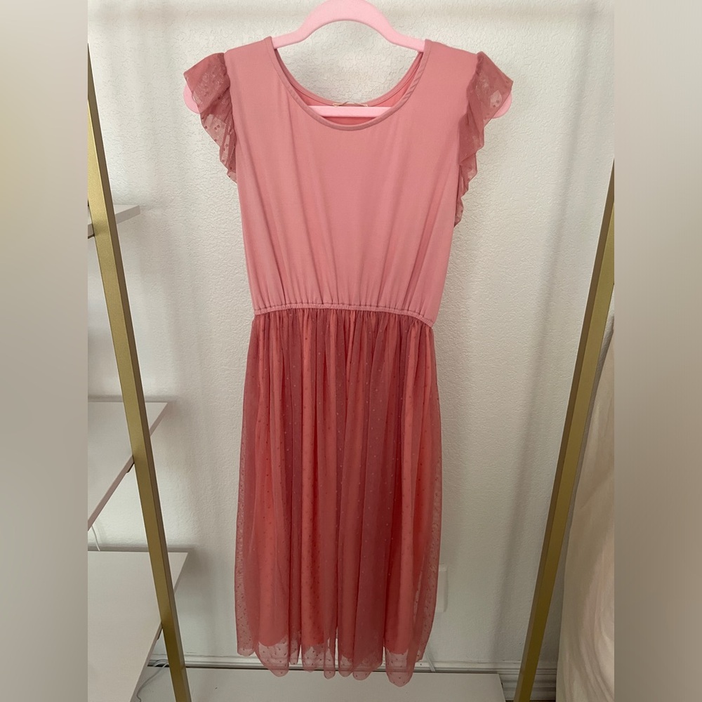 Sweet pink dot dress